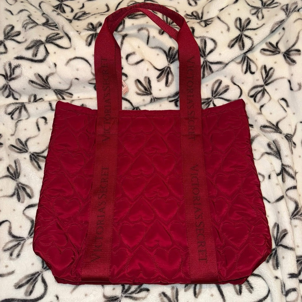 Victoria's Secret Red Heart Quilted Tote, new with tags, retail $60, never used